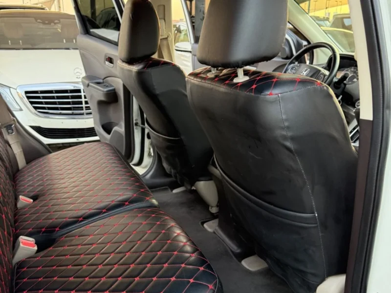 2015 Honda CR-V EX 2.4L Full Option in Excellent Condition White Black