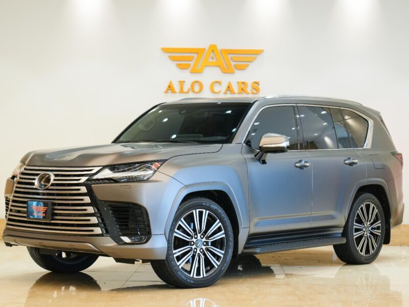 2023 Lexus Lx 600 Signature 3.5L twin-turbo V6 Engine Grey Red SUV