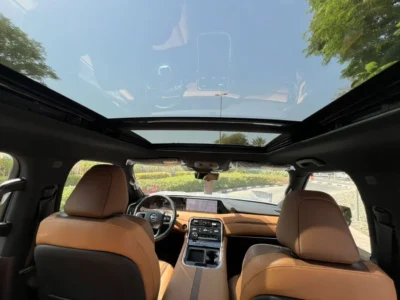 2025 Nissan Patrol LE Titanium 3.5L V6 Twin Turbo Silver Tan SUV GCC Specs