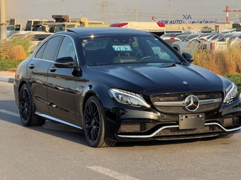 2017 Mercedes-Benz C63S AMG 4.0 Liters V8 Engine Black Red Sedan RWD