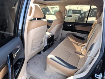 2014 Toyota Landcruiser GXR 4.6L V8 Petro Modified Black Beige SUV GCC Specs