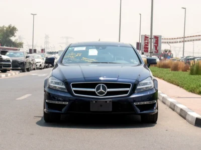 2013 Mercedes-Benz CLS-Class CLS 63 AMG 8 Cylinder Engine Blue Black