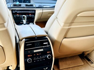 2010 BMW ActiveHybrid 7 twin-turbo V8 Engine Petrol Black Beige Sedan