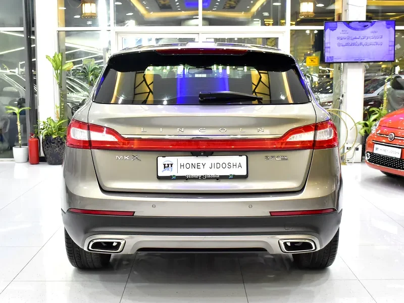 2016 Lincoln MKX Luxury 6 Cylinders Engine Petrol Beige Brown SUV GCC Spec