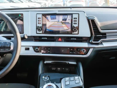 2025 Kia Sportage EX 4 Cylinders Engine White Black SUV GCC Specs