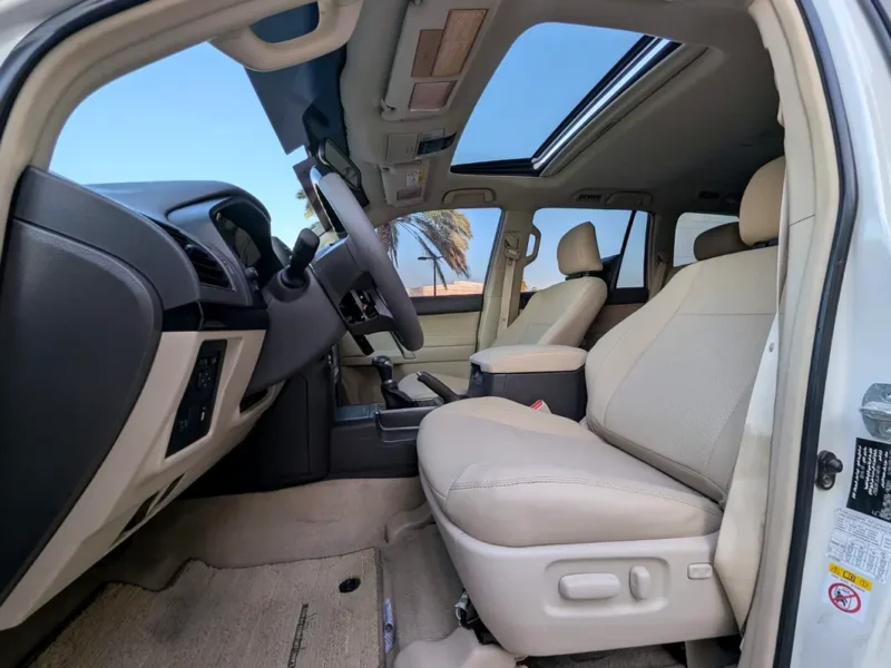 2018 Toyota Prado GXR FULL OPTION GCC Specs V6 4.0L White Beige SUV