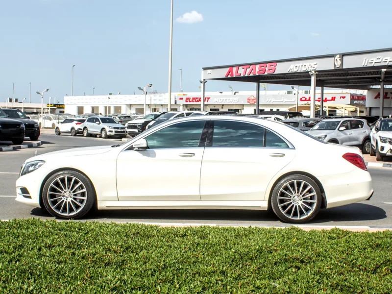 2015 Mercedes-Benz S-Class S 500l 8 Cylinders Petrol Engine White Black Sedan