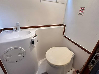 For Rental Yacht Charter in Dubai