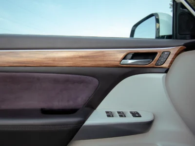 2020 GAC GS8 GL 2.0L 4 Cylinders Engine GCC Specs White Beige