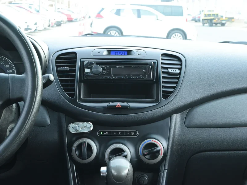 2015 Hyundai i10 GL 1.2L 4 Cylinders Engine Silver Grey Hatchback