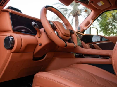 2025 Yangwang U8 Hybrid Yangwang U8 0KM White Orange SUV