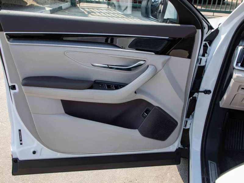 2025 BYD SONG PLUS DM-i HYBRID 0KM White Beige SUV