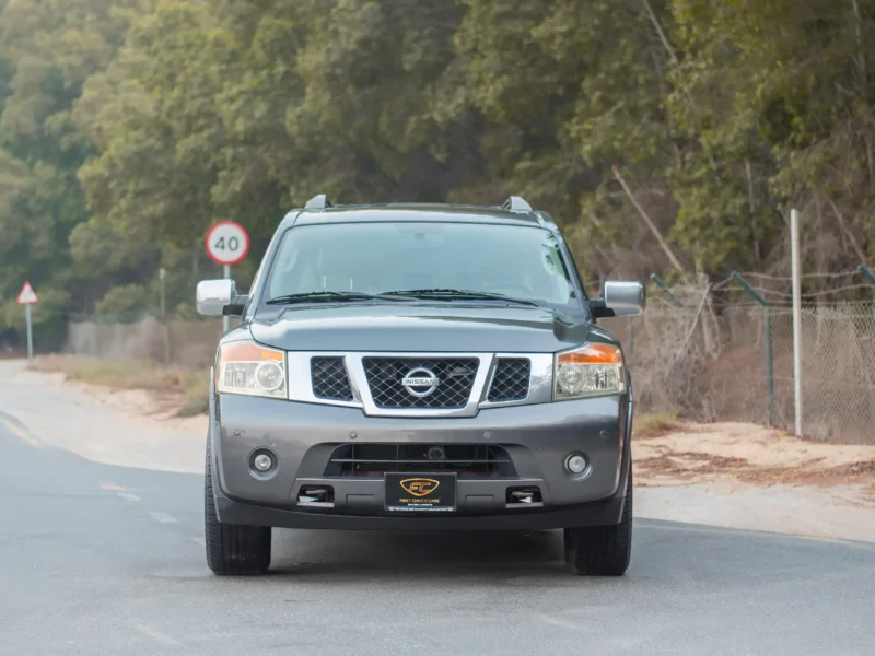 2010 Nissan Armada LE 5.3L 8 Cylinder Engine GCC Specs Grey Beige