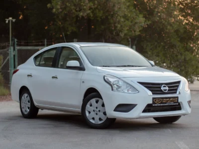 2023 Nissan Sunny SV GCC Specs 4 Cylinder Engine White Beige Sedan
