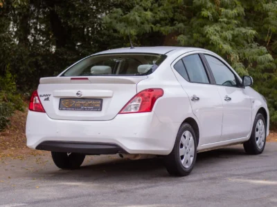 2022 Nissan Sunny SV 1.5L 4 Cylinder Engine White Beige GCC Specs FWD