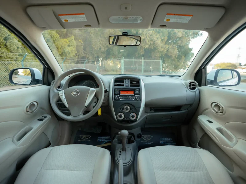 2022 Nissan Sunny SV FWD 4 Cylinder Engine White Beige GCC Specs