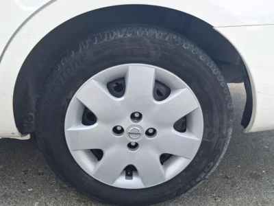 2022 Nissan Sunny Other 4 Cylinder Petrol Engine White Beige Sedan GCC