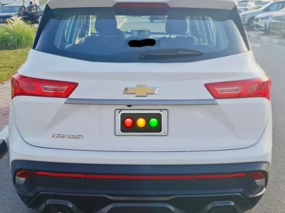 2022 Chevrolet Captiva Other 4 Cylinder Petrol Engine White Grey SUV GCC