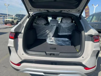 2025 BYD SONG PLUS 1.5 Liter 4 Cylinder Engine Hybrid Grey Black SUV