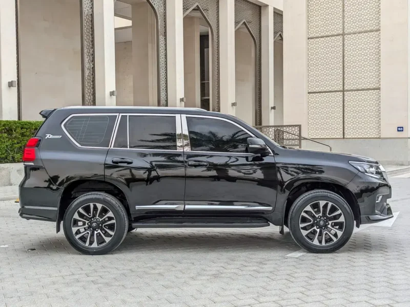 2018 Toyota Prado TXL 6 Cylinders Petrol Engine Black Beige SUV GCC Specs