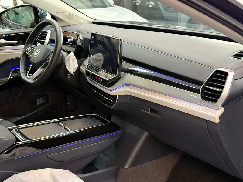 2022 Volkswagen ID.6 Crozz Pure+ Electric Car Blue Grey SUV 550 - 650 KM