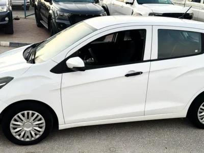 2016 Chevrolet Spark Other 4 Cylinders Petrol Engine White Black Sedan GCC