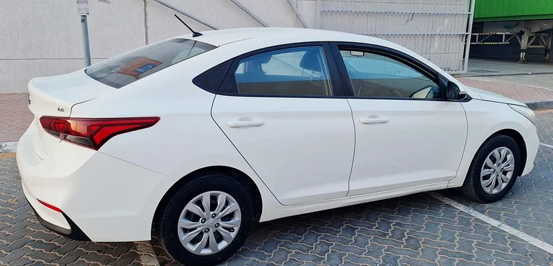 2019 Hyundai Accent Other 4 Cylinder Petrol Engine White Grey Sedan GCC Specs