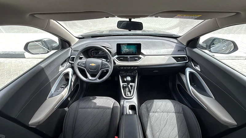 2022 Chevrolet Groove LT 4 Cylinder Petrol Engine Grey Black SUV GCC Specs