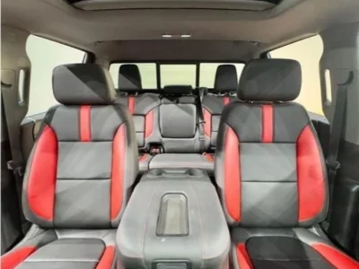 2021 Chevrolet Silverado Trail Boss Edition 5.3 L 8 Cylinders Engine Red Black Truck