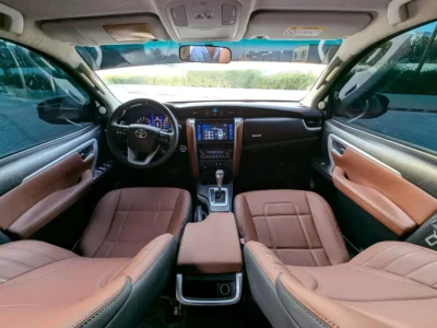 2017 Toyota Fortuner GXR 6 Cylinders Petrol Engine Black Brown SUV GCC Specs