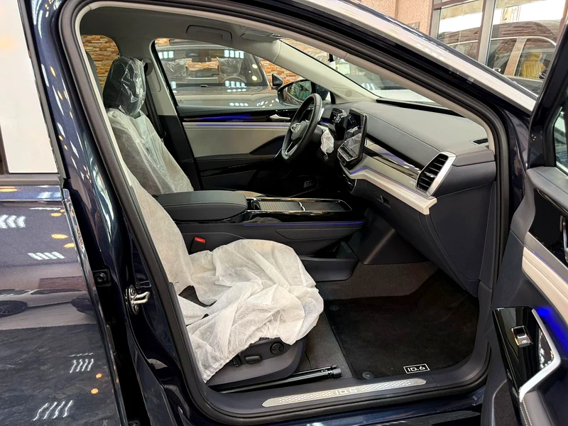 2022 Volkswagen ID.6 Crozz Pure+ Electric Car Blue Grey SUV 550 - 650 KM