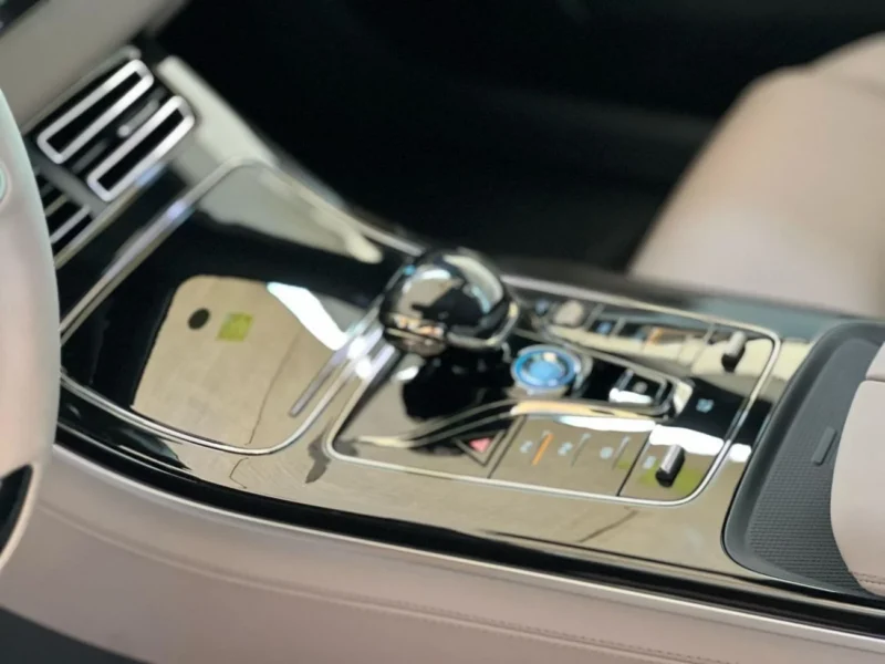 2025 BYD HAN Hybrid 4 Cylinder Engine Black Brown Sedan