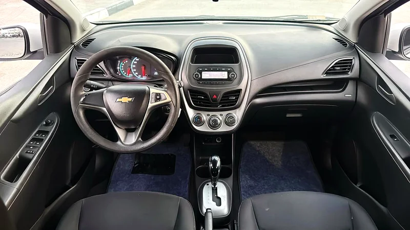 2016 Chevrolet Spark Other 4 Cylinders Petrol Engine White Black Sedan GCC