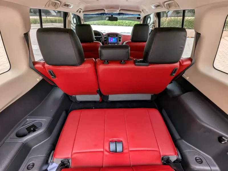 2015 Mitsubishi Pajero GLS MID 6 Cylinders Engine Black Red SUV GCC Specs