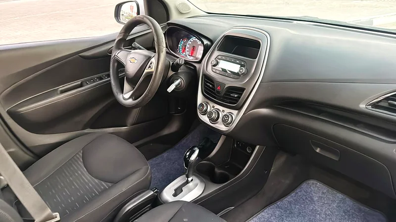 2016 Chevrolet Spark Other 4 Cylinders Petrol Engine White Black Sedan GCC