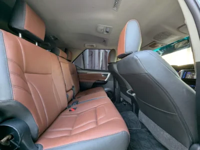 2017 Toyota Fortuner GXR 6 Cylinders Petrol Engine Black Brown SUV GCC Specs