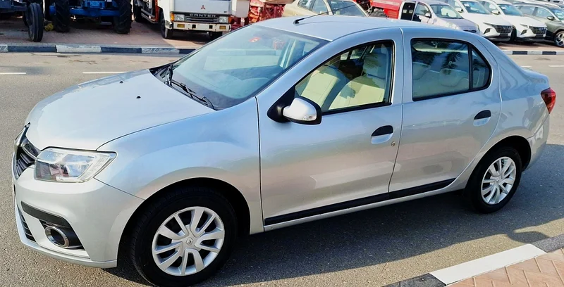 2020 Renault Symbol Other 4 Cylinder Petrol Engine Silver Beige Sedan GCC Specs