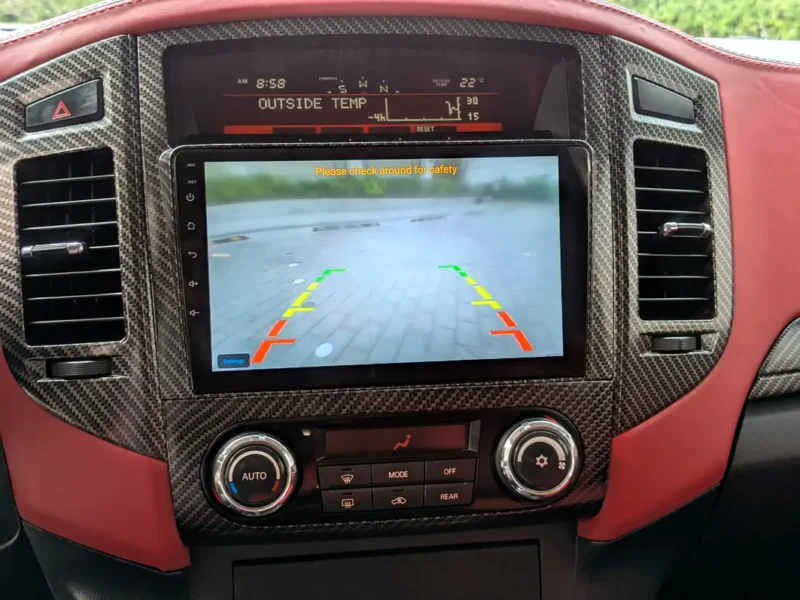 2015 Mitsubishi Pajero GLS MID 6 Cylinders Engine Black Red SUV GCC Specs