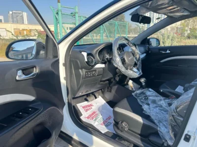 2025 Kia KX1 1.4 Liter 4 Cylinders Petrol Engine White Black SUV