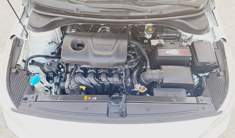 2019 Hyundai Accent Other 4 Cylinder Petrol Engine White Grey Sedan GCC Specs