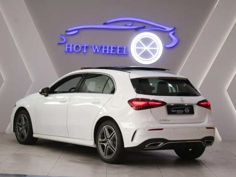 2023 Mercedes-Benz A 250 1.3L Inline-4 Turbo + Electric Motor White Black Hatchback