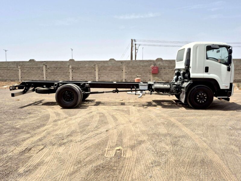 2026 Isuzu FVR FVR 11 TON 7.8L DIESEL 6CYLINDER Engine White Grey Truck