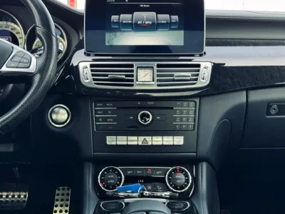 2017 Mercedes-Benz CLS-Class CLS 400 6 Cylinders Petrol Engine Silver Black Sedan