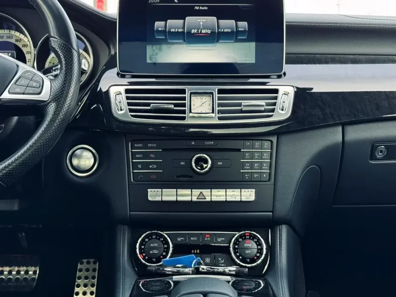 2017 Mercedes-Benz CLS-Class CLS 400 6 Cylinders Petrol Engine Silver Black Sedan