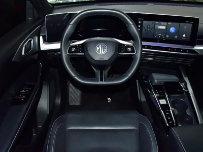 2024 MG One LUX 4 Cylinder Petrol Engine Black SUV GCC Specs