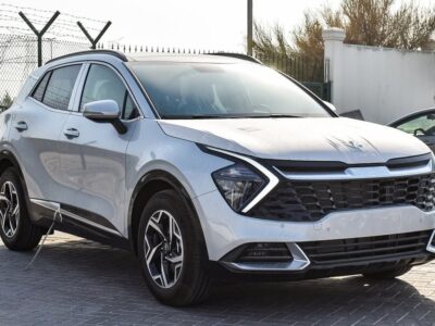 2024 Kia Sportage 4 Cylinder Petrol Engine Silver Black SUV Automatic