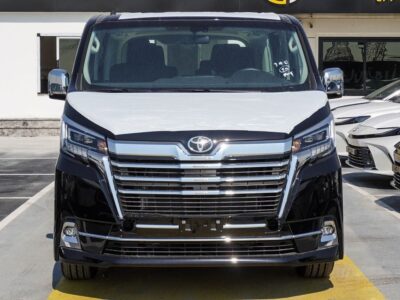 2025 Toyota Granvia 3.5 Liter V6 Cylinder Petrol Engine Black Van GCC Specs
