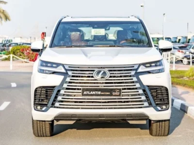 2022 Lexus LX 600 Signature 3.5L 6 Cylinder Petrol Engine White Black SUV GCC
