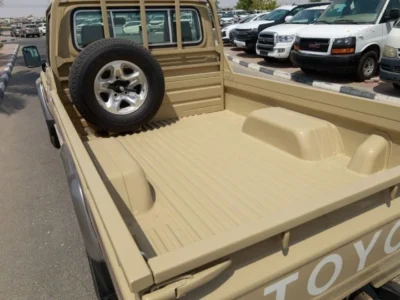 2022 Toyota Land Cruiser Pickup 4.0 LX 6 Cylinder Petrol Engine Beige Brown GCC