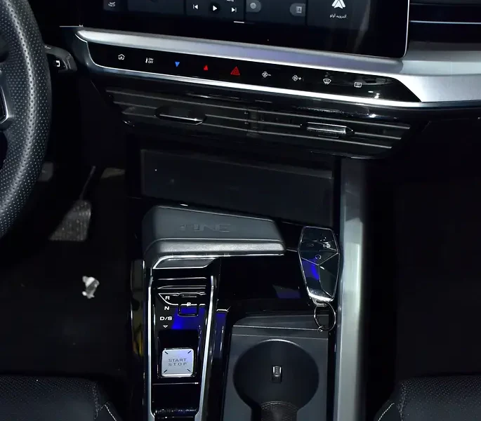 2024 MG One LUX 4 Cylinder Petrol Engine Black SUV GCC Specs